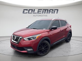 2020 Nissan Kicks SR