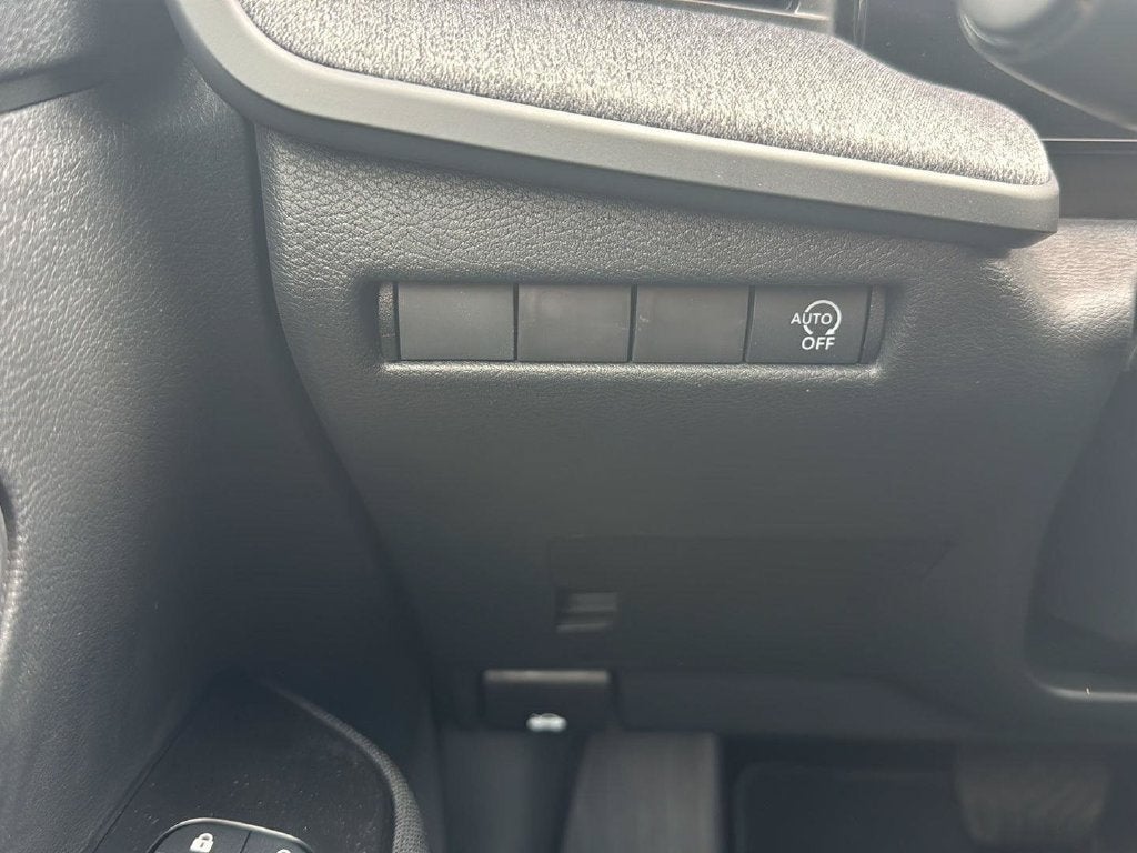 2027 Nissan Kicks S