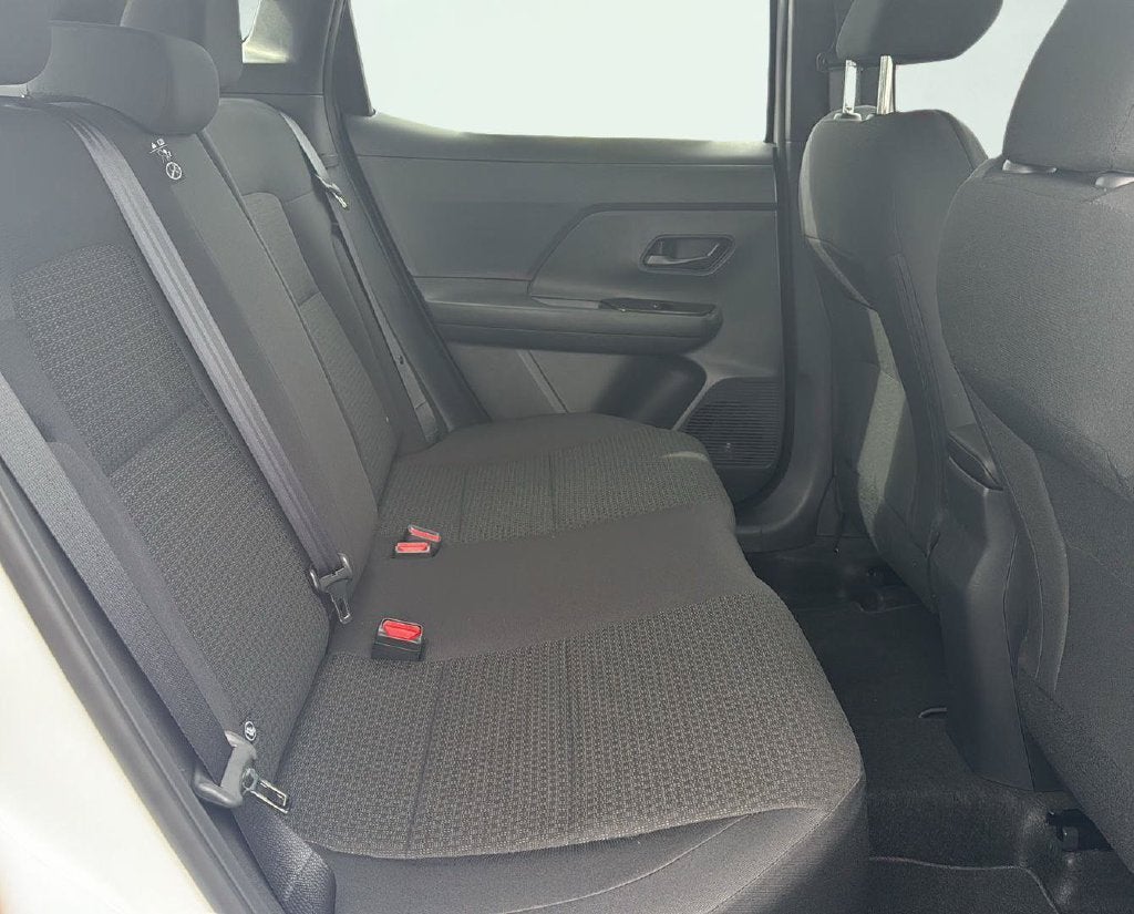 2027 Nissan Kicks S