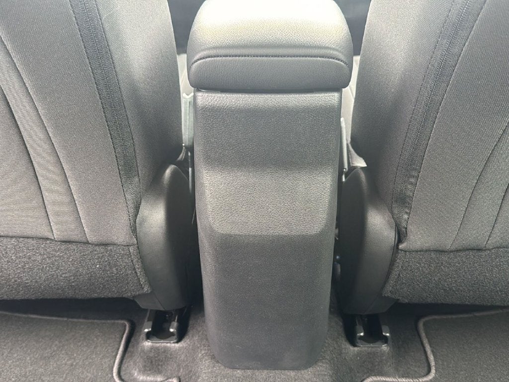 2027 Nissan Kicks S