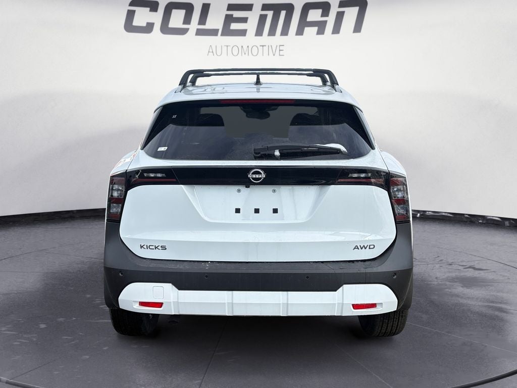 2026 Nissan Kicks SV