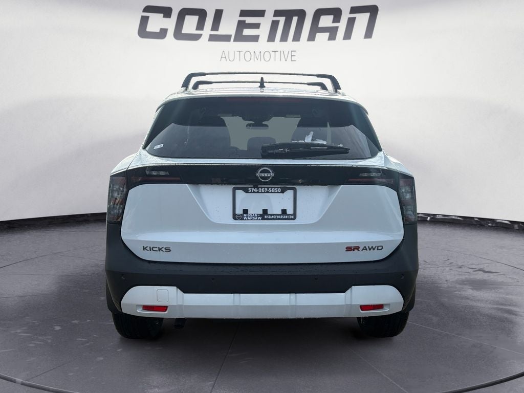 2026 Nissan Kicks SR