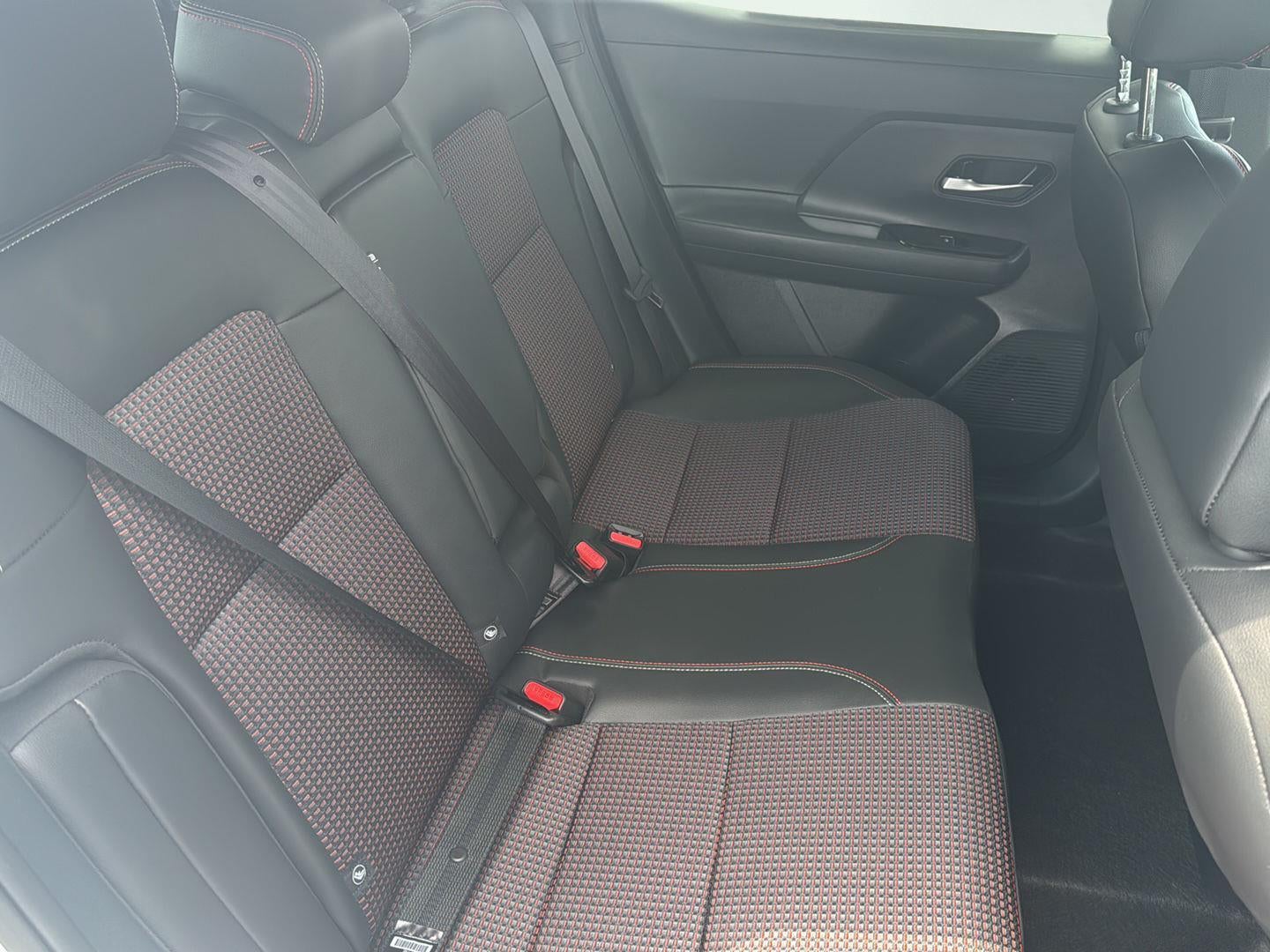 2026 Nissan KICKS SR AWD - Photo 17