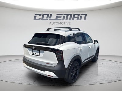 2026 Nissan Kicks SR
