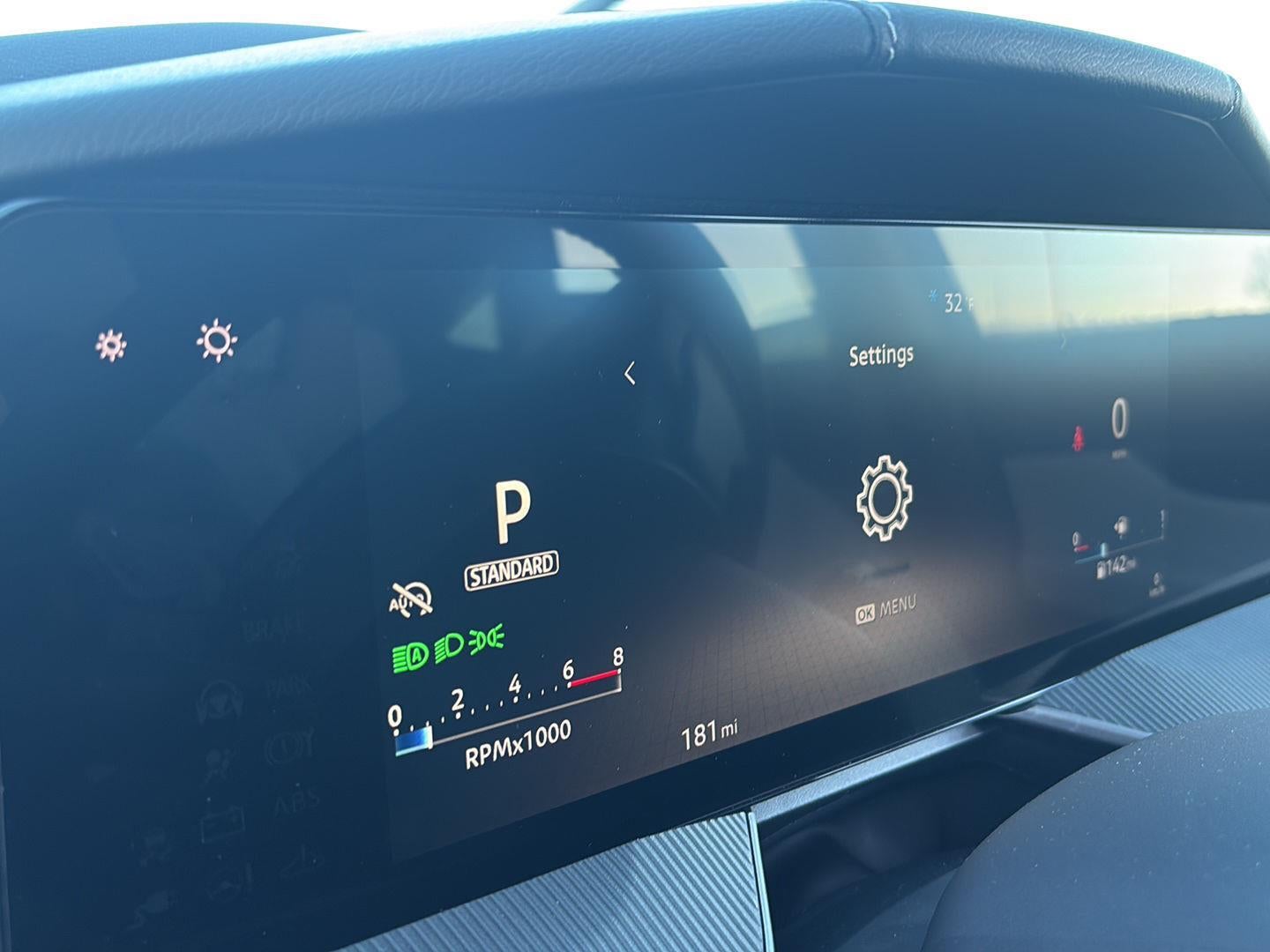 2025 Nissan Murano SV