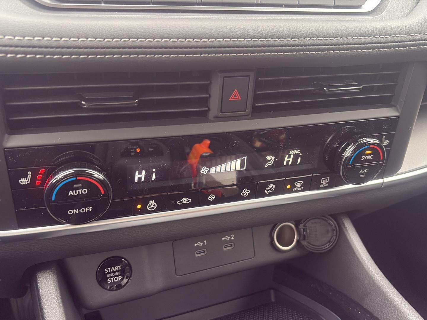 2026 Nissan Rogue SV