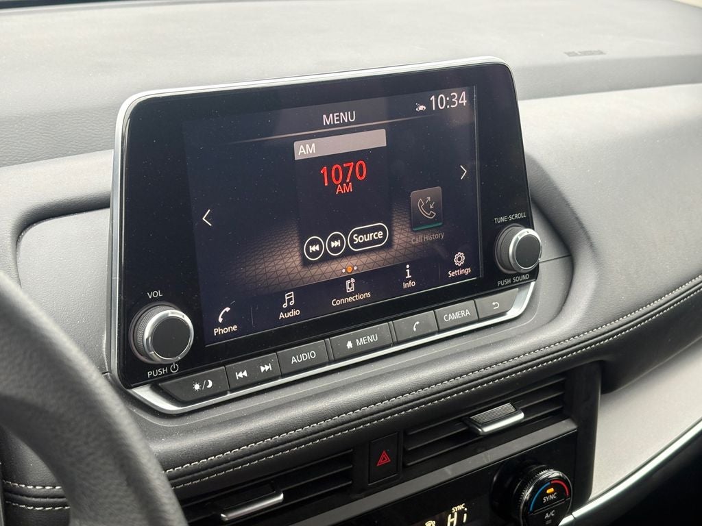 2024 Nissan Rogue SV