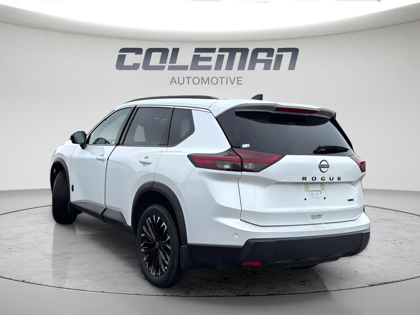 2026 Nissan Rogue Dark Armor™
