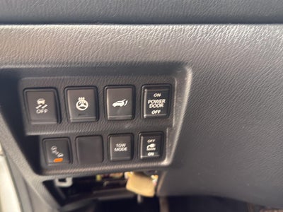 2017 Nissan Pathfinder Platinum