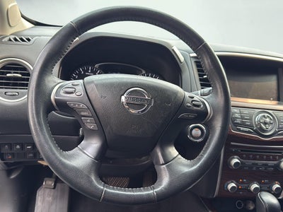 2017 Nissan Pathfinder Platinum