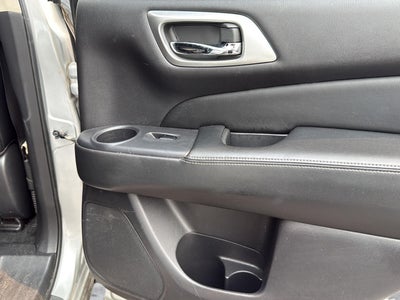 2017 Nissan Pathfinder Platinum