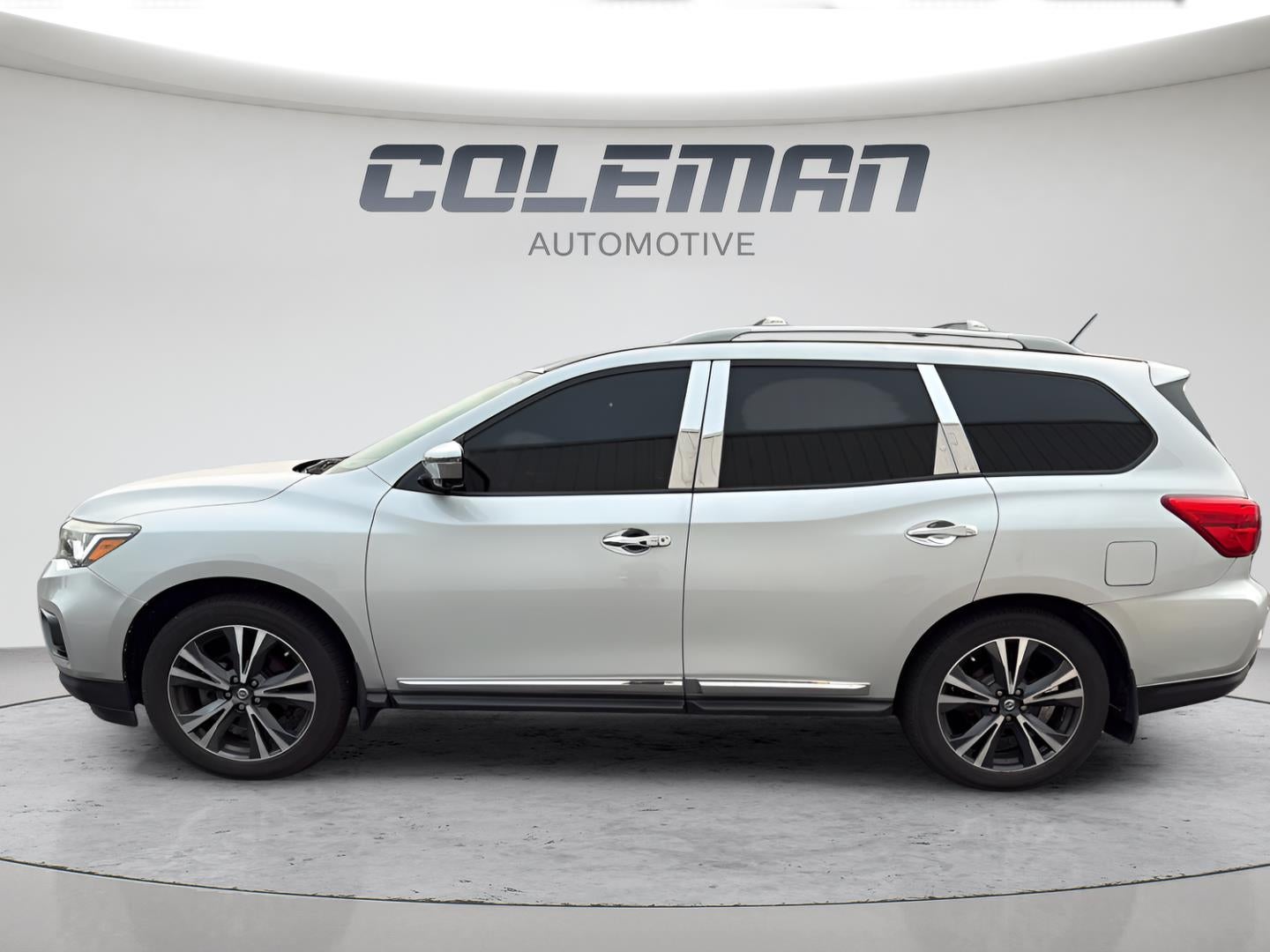 2017 Nissan Pathfinder Platinum