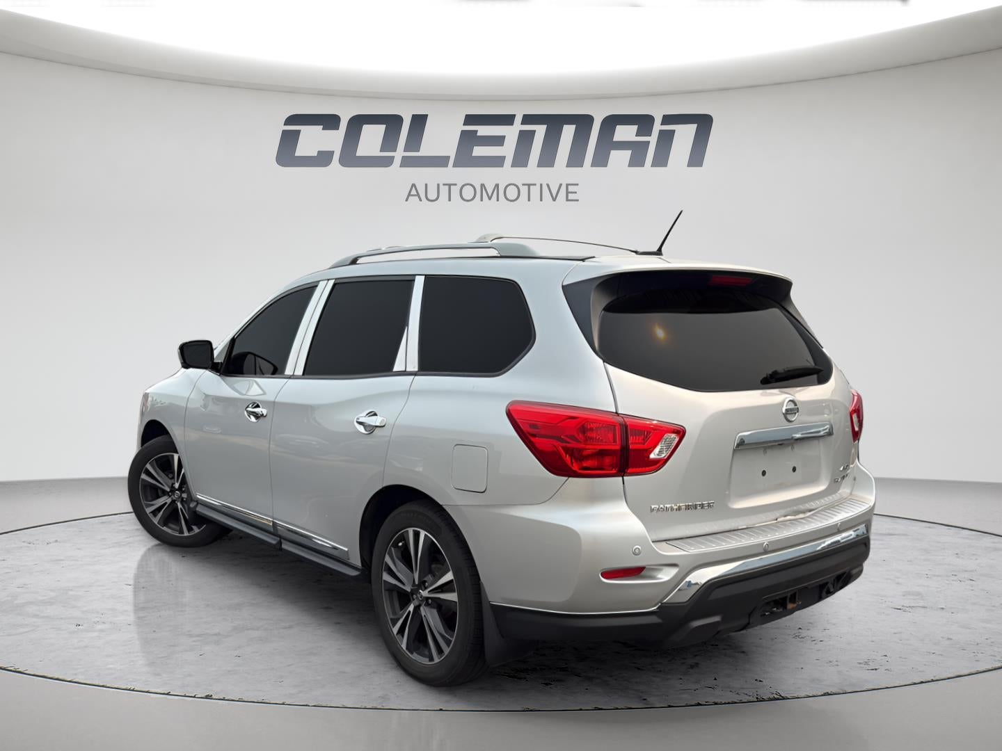 2017 Nissan Pathfinder Platinum
