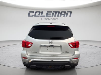 2017 Nissan Pathfinder Platinum