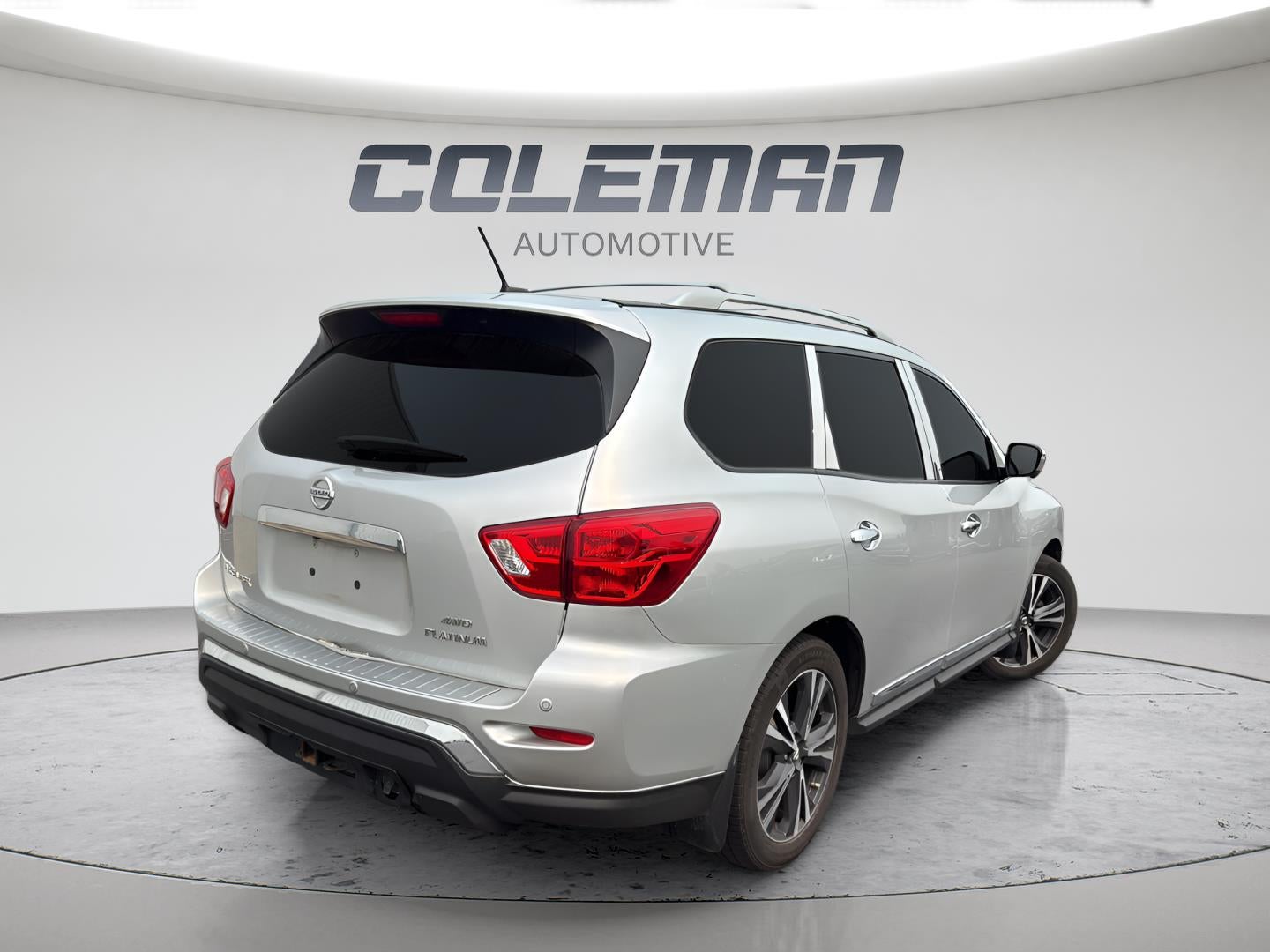 2017 Nissan Pathfinder Platinum