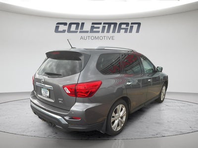 2018 Nissan Pathfinder SL