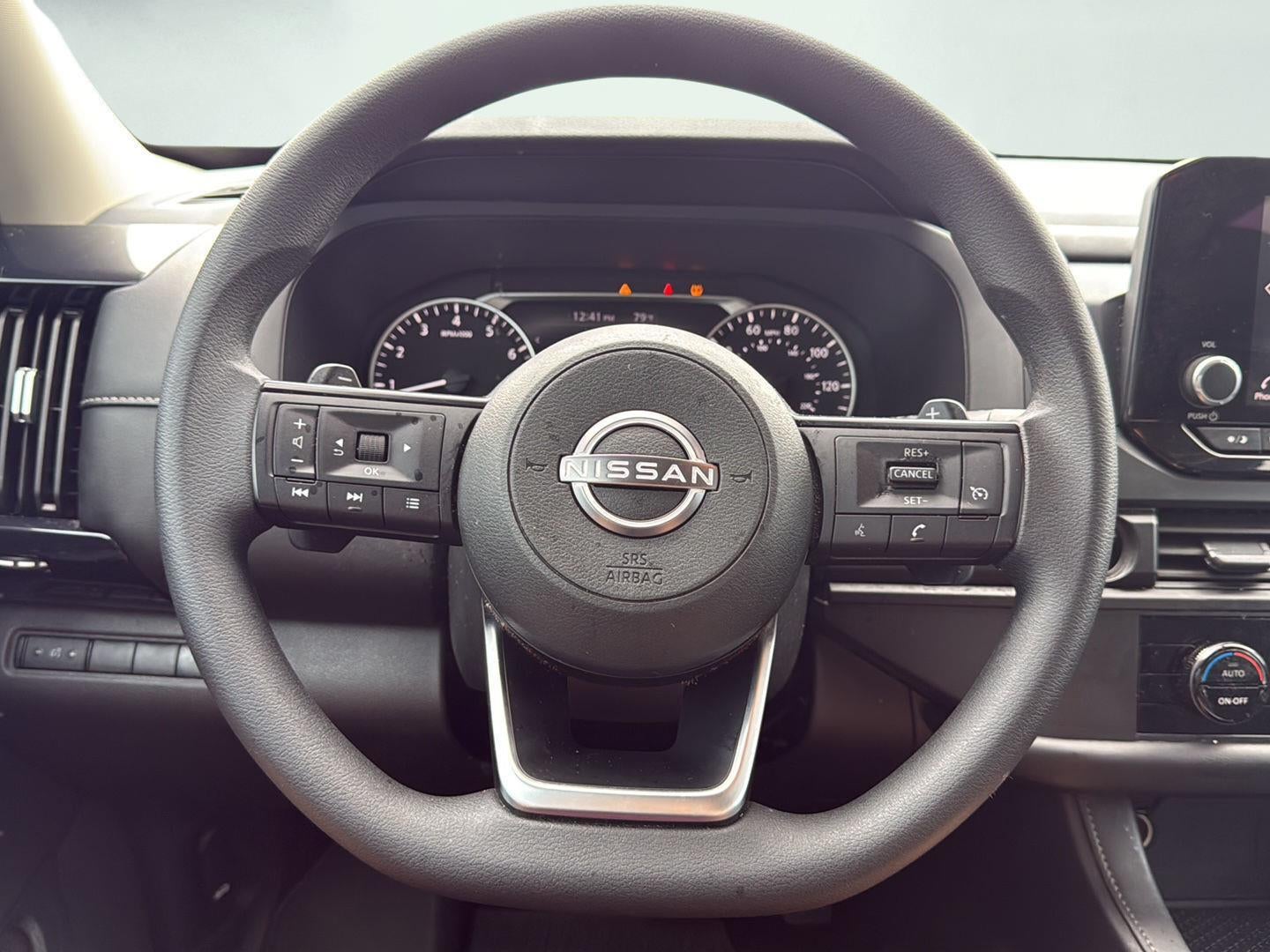 2025 Nissan Pathfinder S