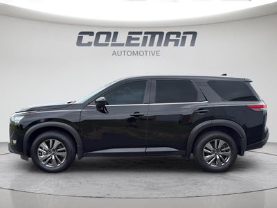 2025 Nissan Pathfinder S