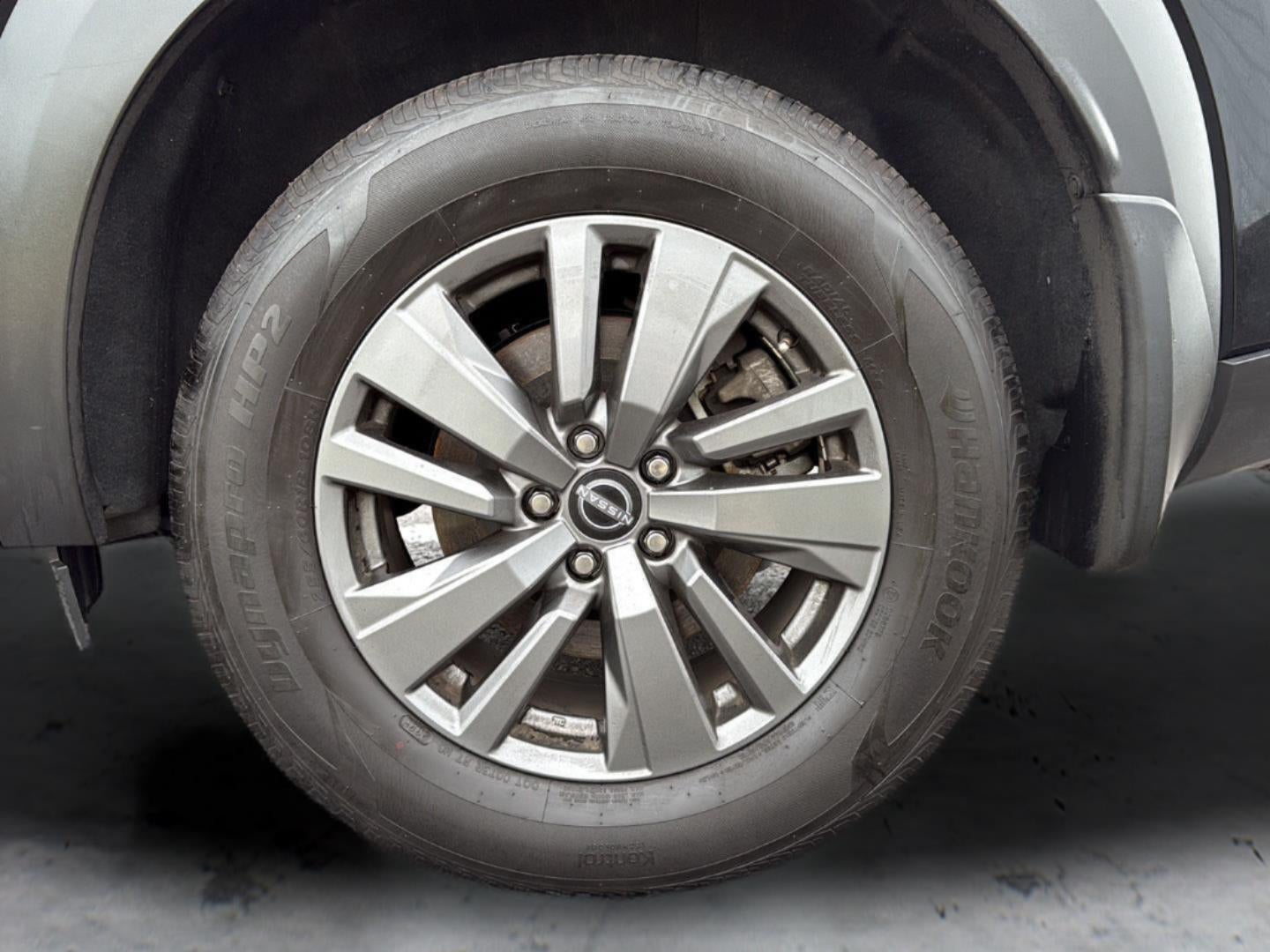 2025 Nissan Pathfinder S