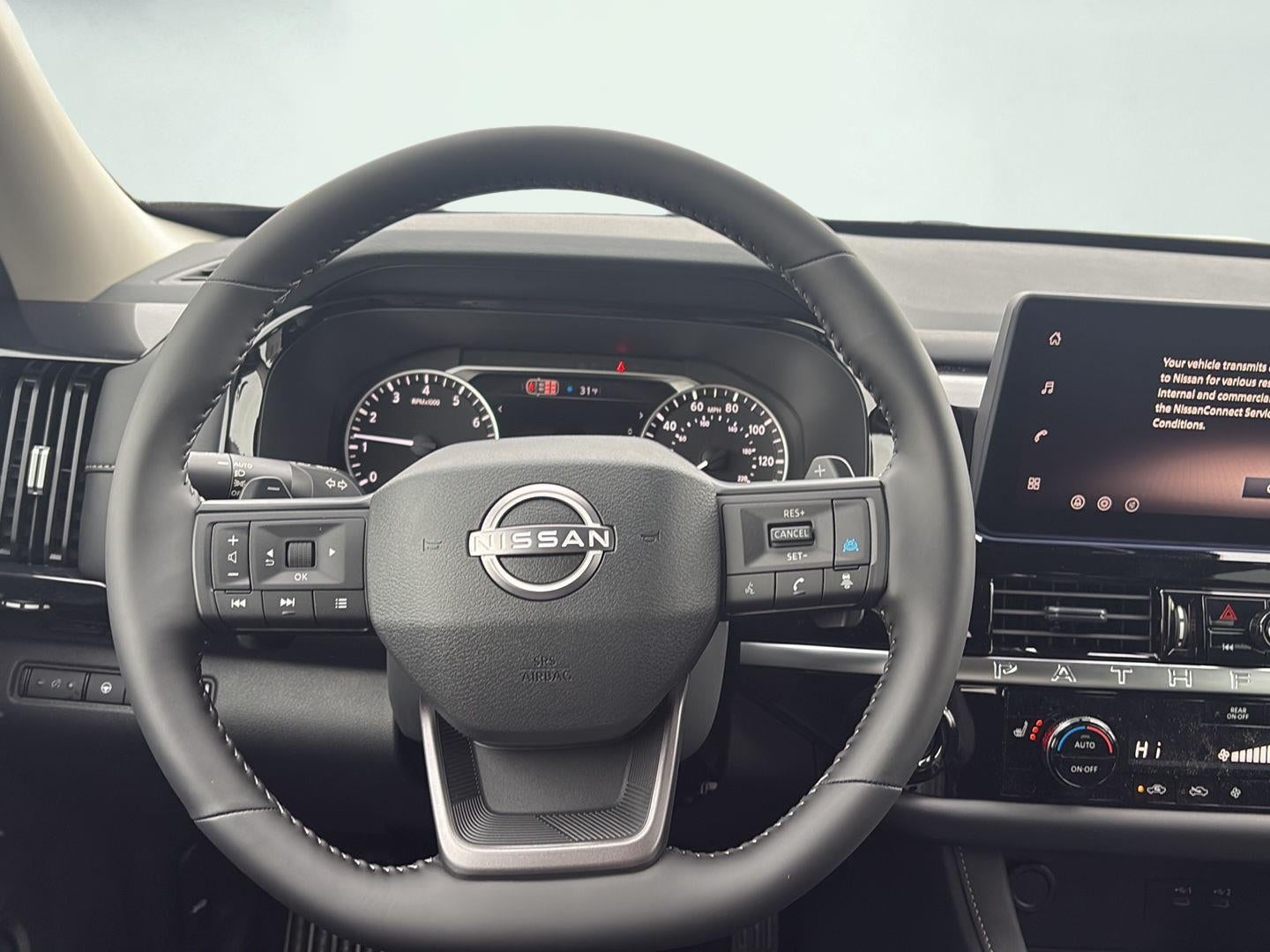 2026 Nissan Pathfinder SV