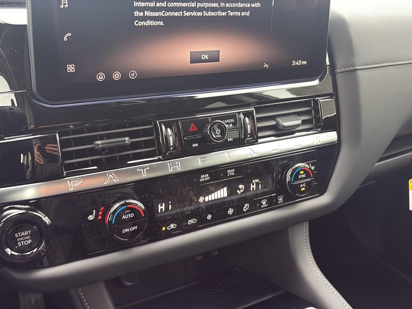 2026 Nissan Pathfinder SV