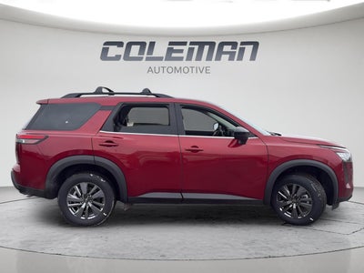 2026 Nissan Pathfinder SV