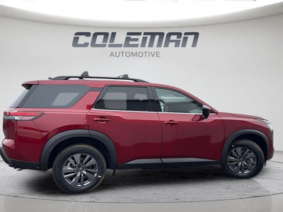 2026 Nissan Pathfinder SV