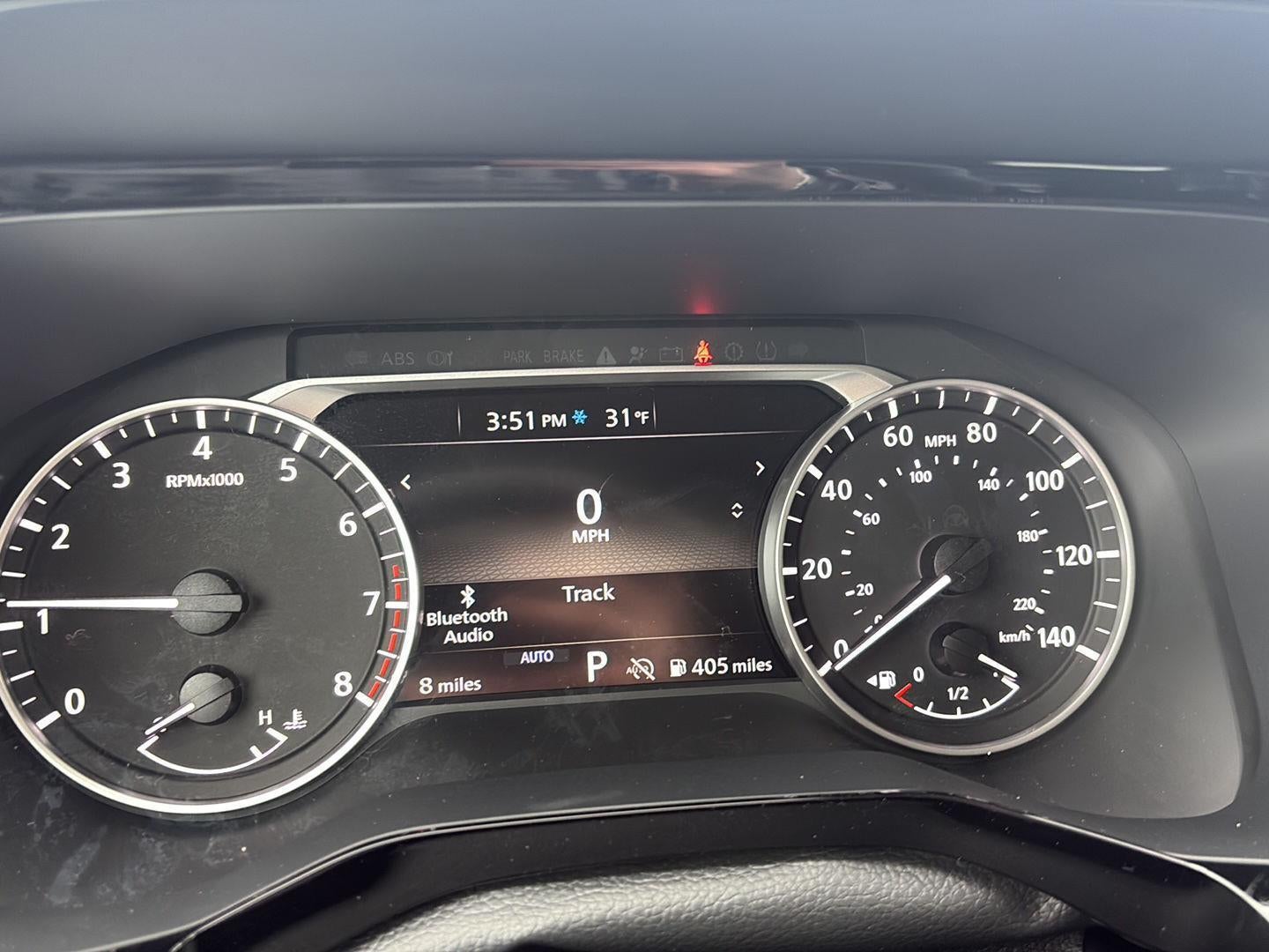 2026 Nissan Pathfinder SV