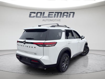 2026 Nissan Pathfinder SV