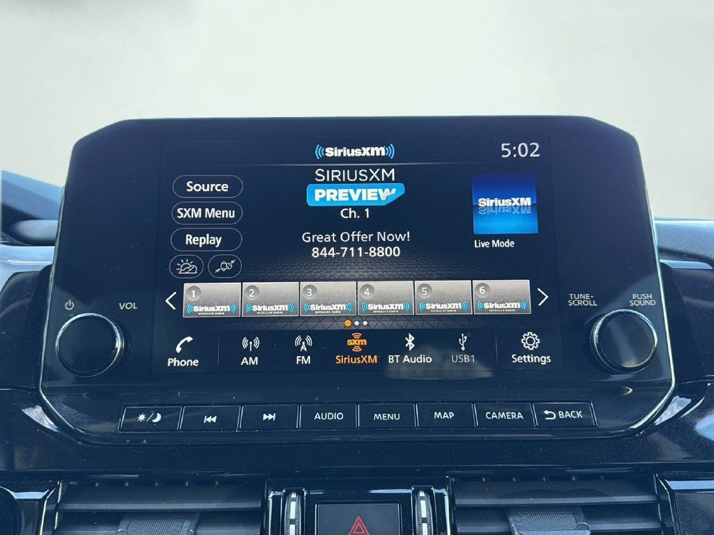 2025 Nissan Pathfinder SL