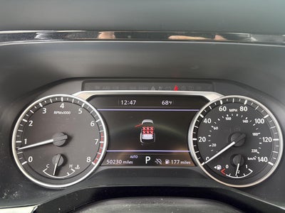 2022 Nissan Pathfinder SL