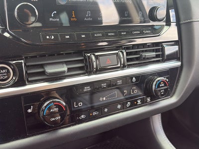 2022 Nissan Pathfinder SL