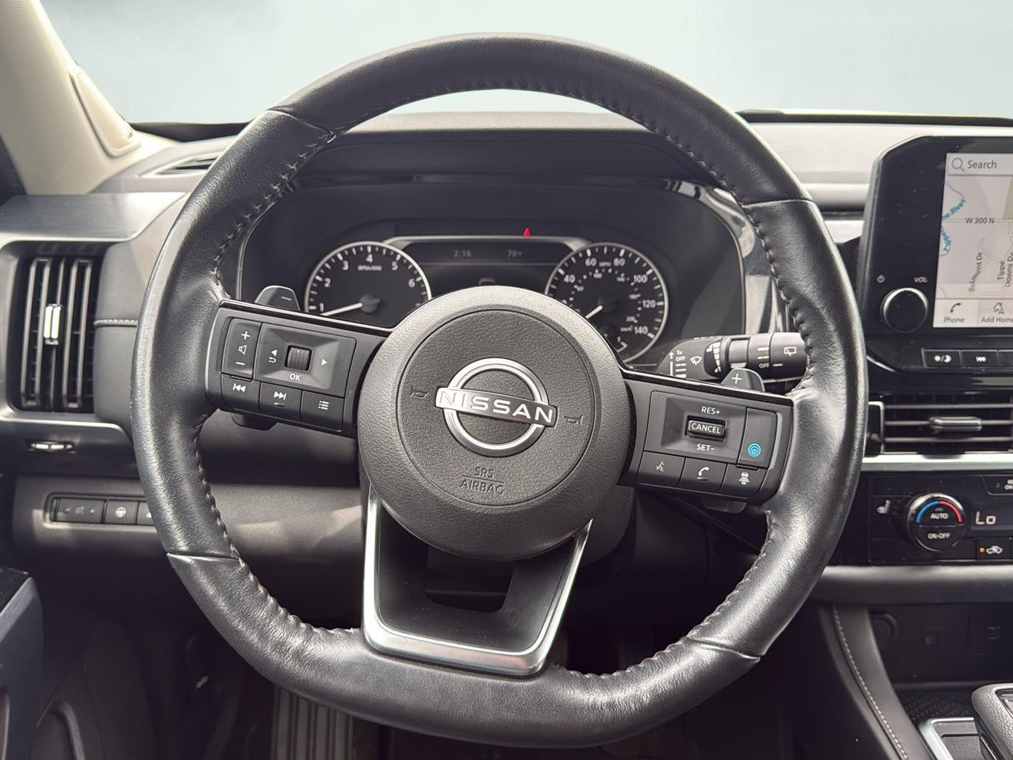 2023 Nissan Pathfinder SL