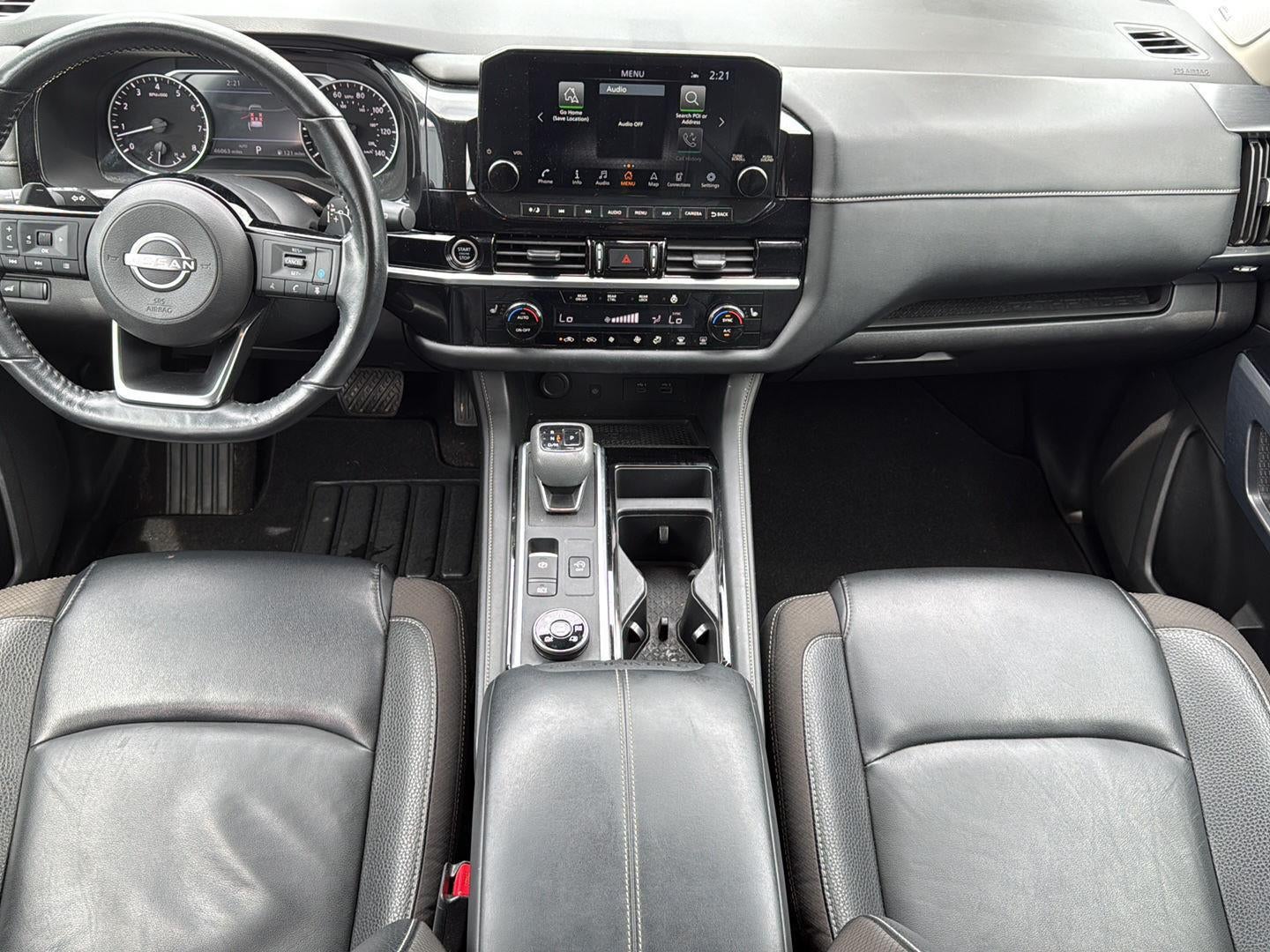 2023 Nissan Pathfinder SL