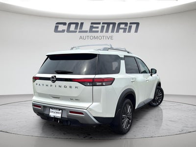 2023 Nissan Pathfinder SL