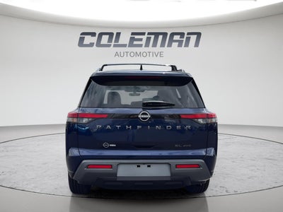 2026 Nissan Pathfinder SL