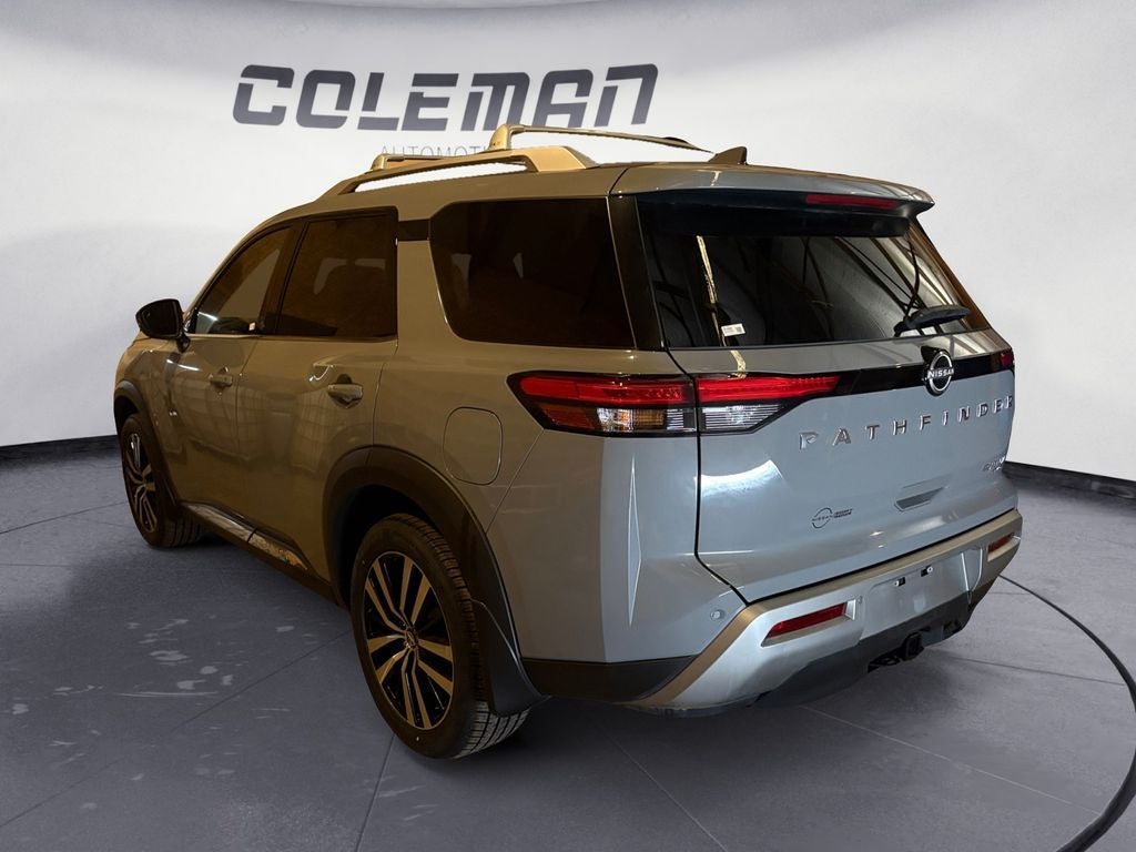 2024 Nissan Pathfinder Platinum