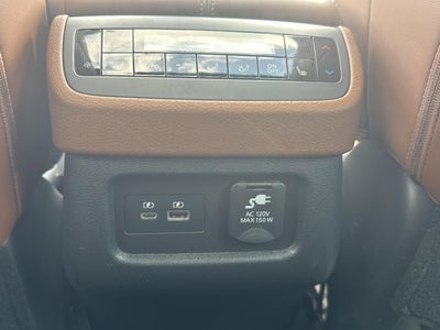 2025 Nissan Pathfinder Platinum