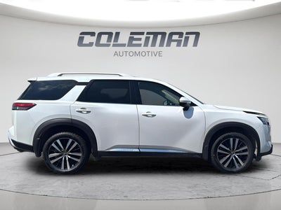 2025 Nissan Pathfinder Platinum
