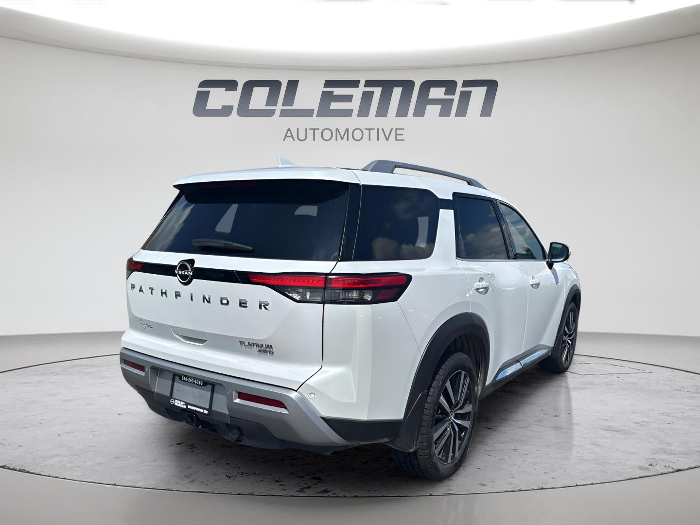 2025 Nissan Pathfinder Platinum