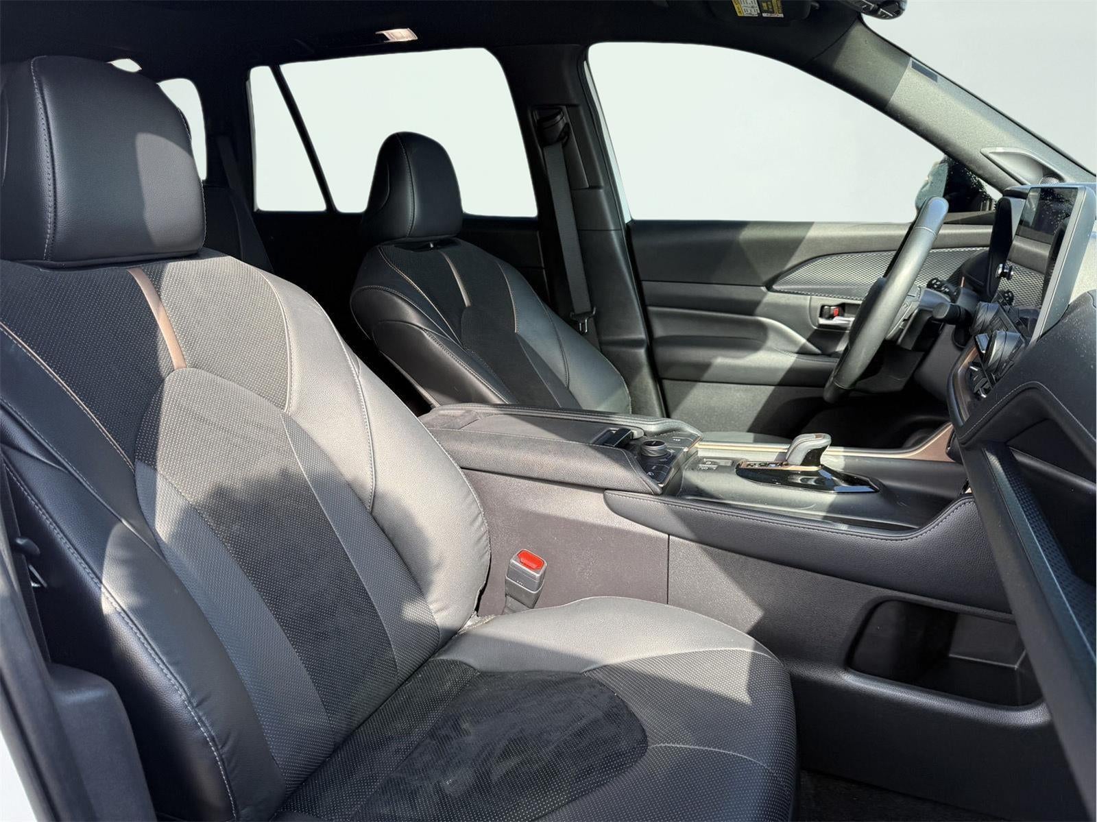 2024 Toyota Grand Highlander Hybrid MAX Platinum