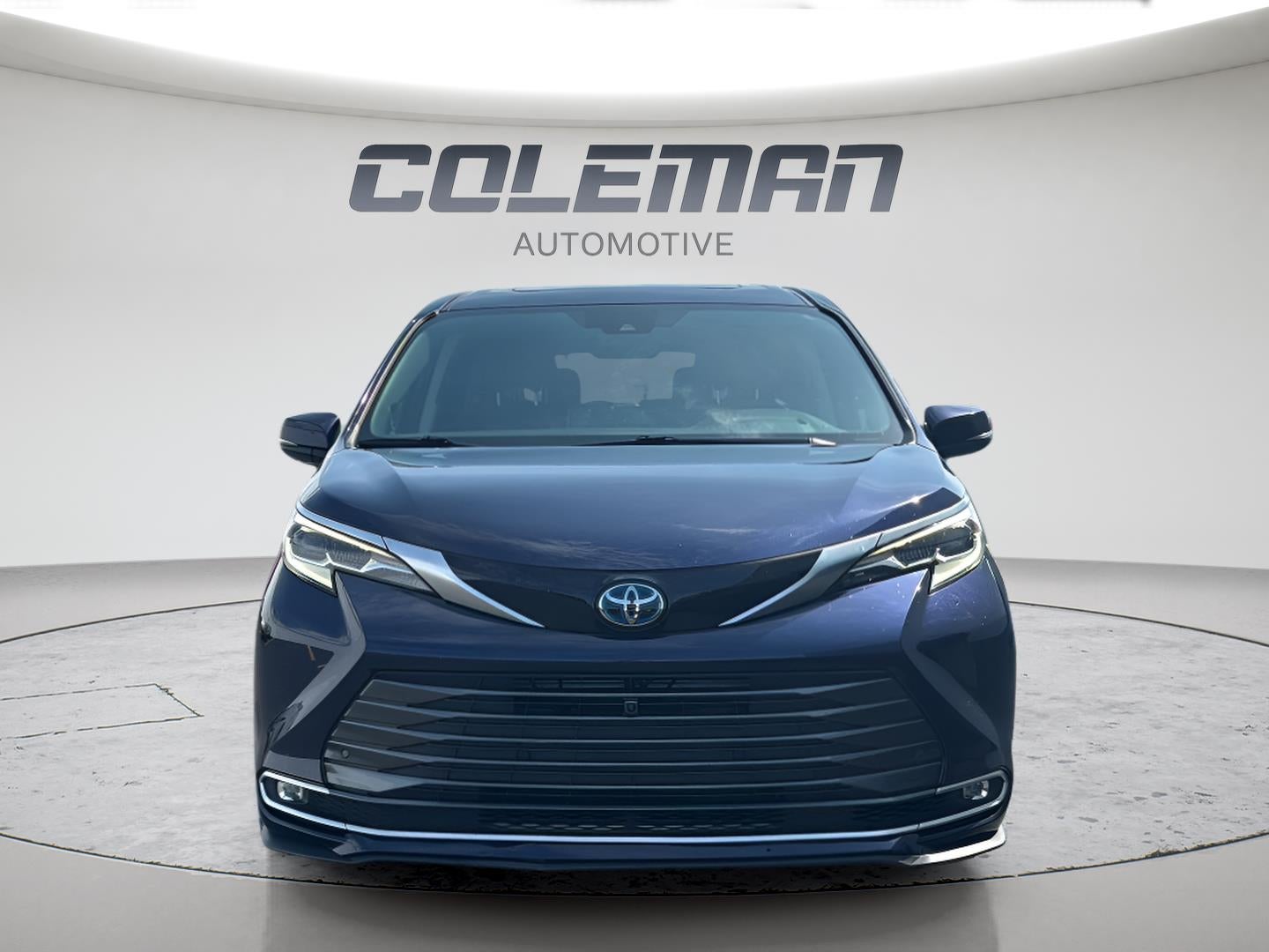 2022 Toyota Sienna Platinum