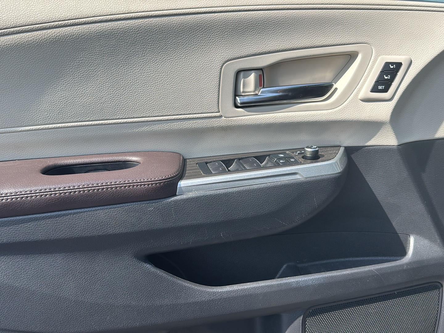 2022 Toyota Sienna Platinum