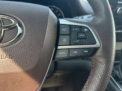 2022 Toyota Sienna Platinum