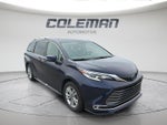 2022 Toyota Sienna Platinum