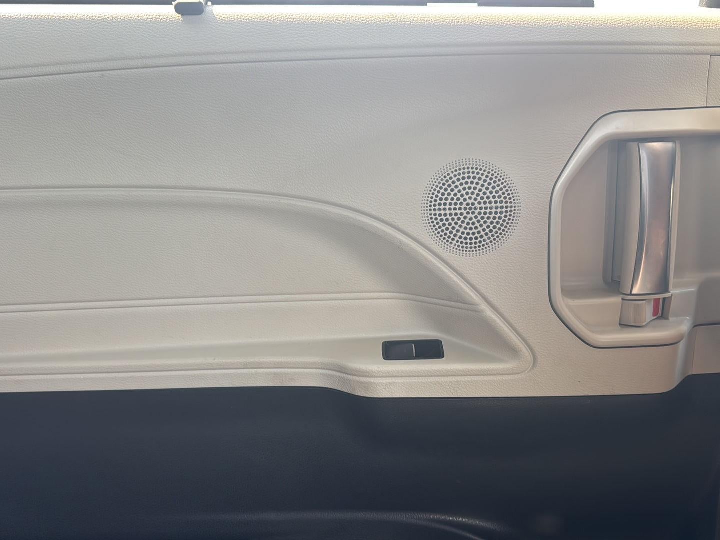 2022 Toyota Sienna Platinum