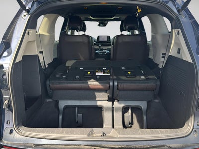 2022 Toyota Sienna Platinum