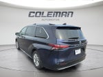 2022 Toyota Sienna Platinum
