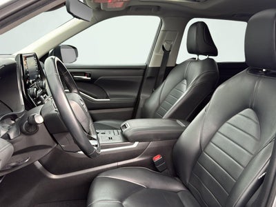 2021 Toyota Highlander Hybrid XLE