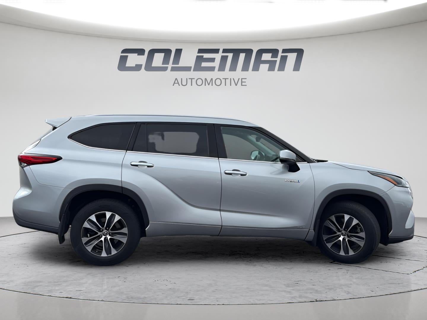 2021 Toyota Highlander Hybrid XLE